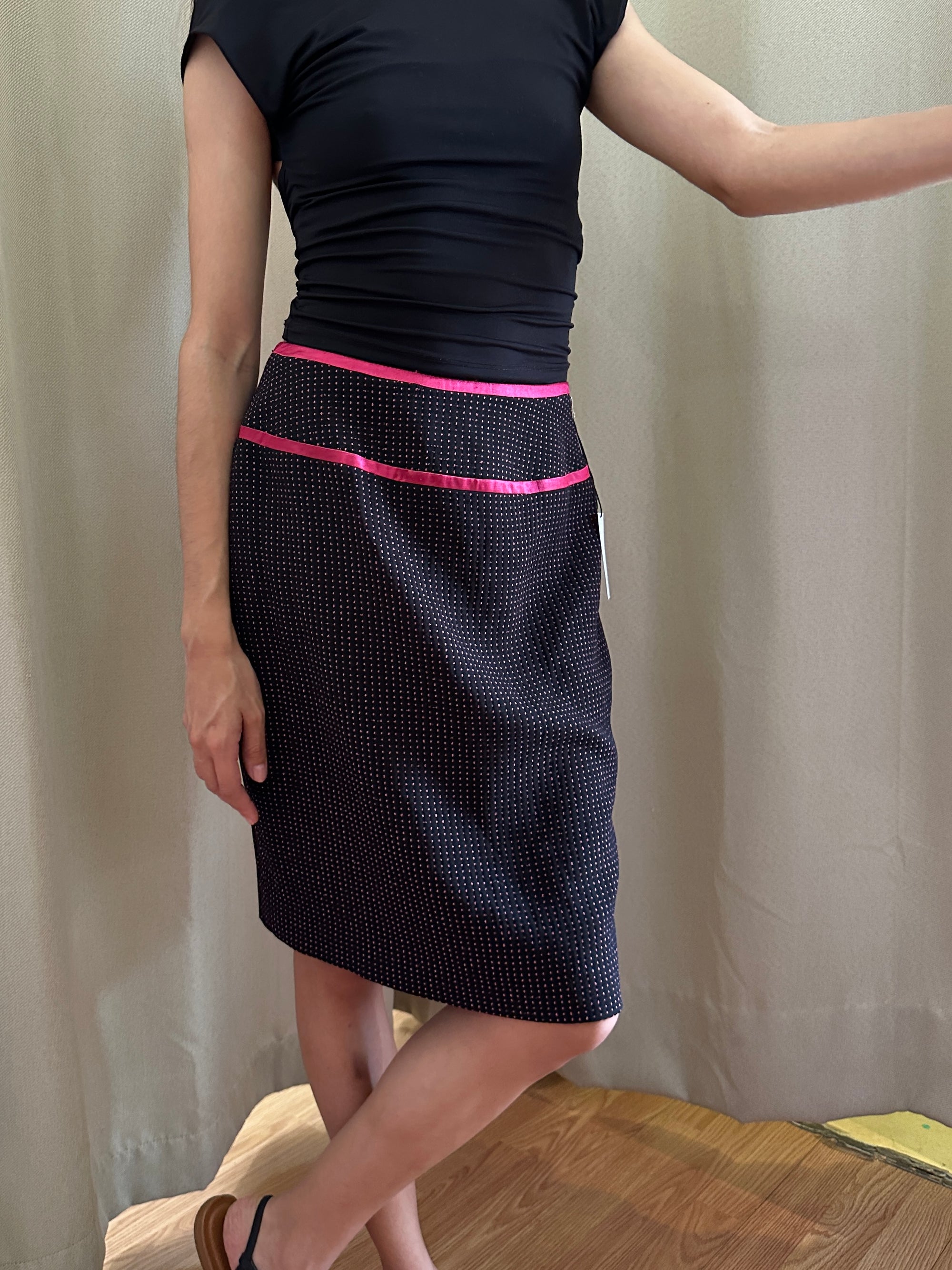 Falda midi negra