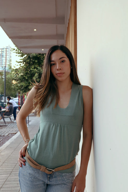 Blusa cuello V