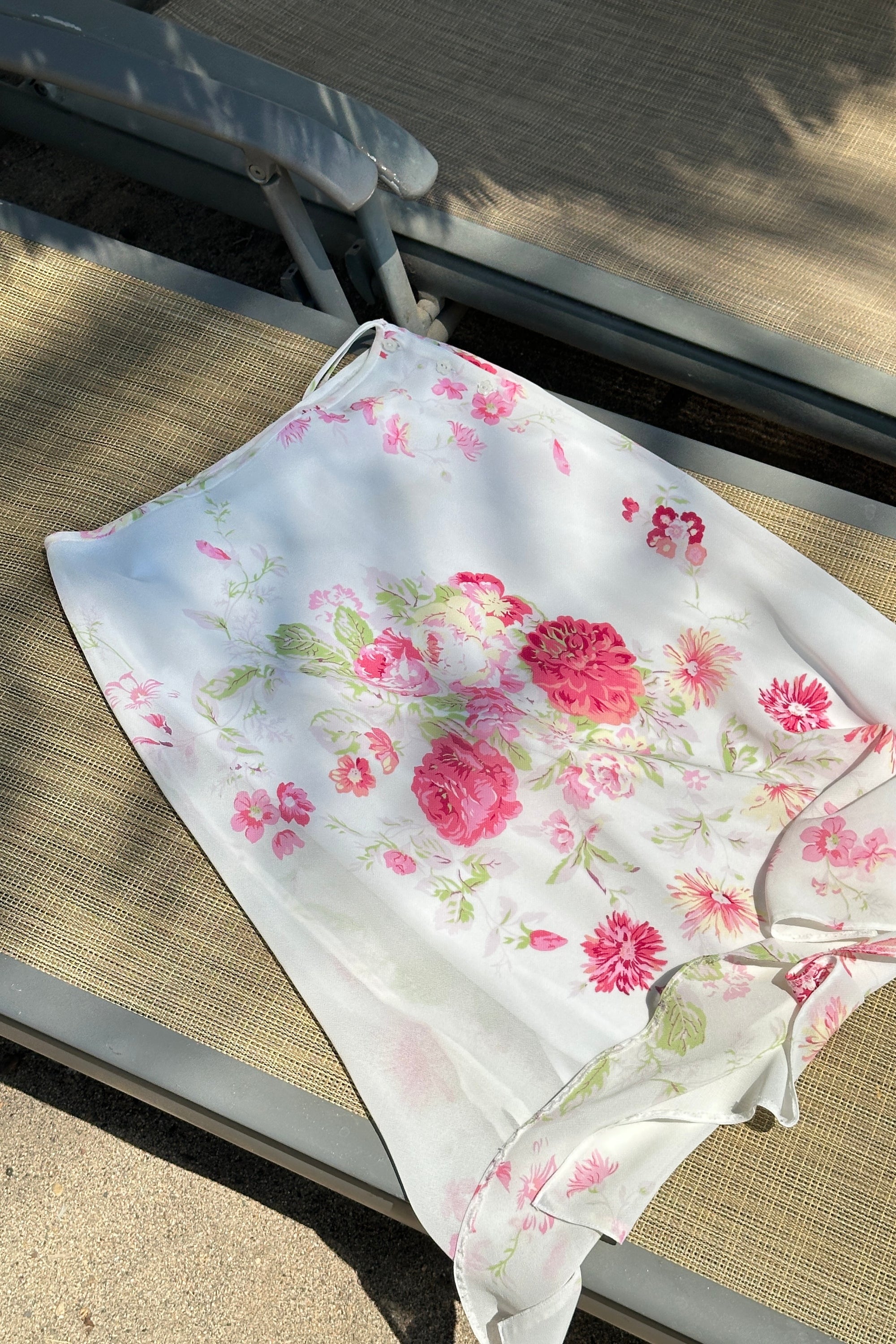 Falda midi flores
