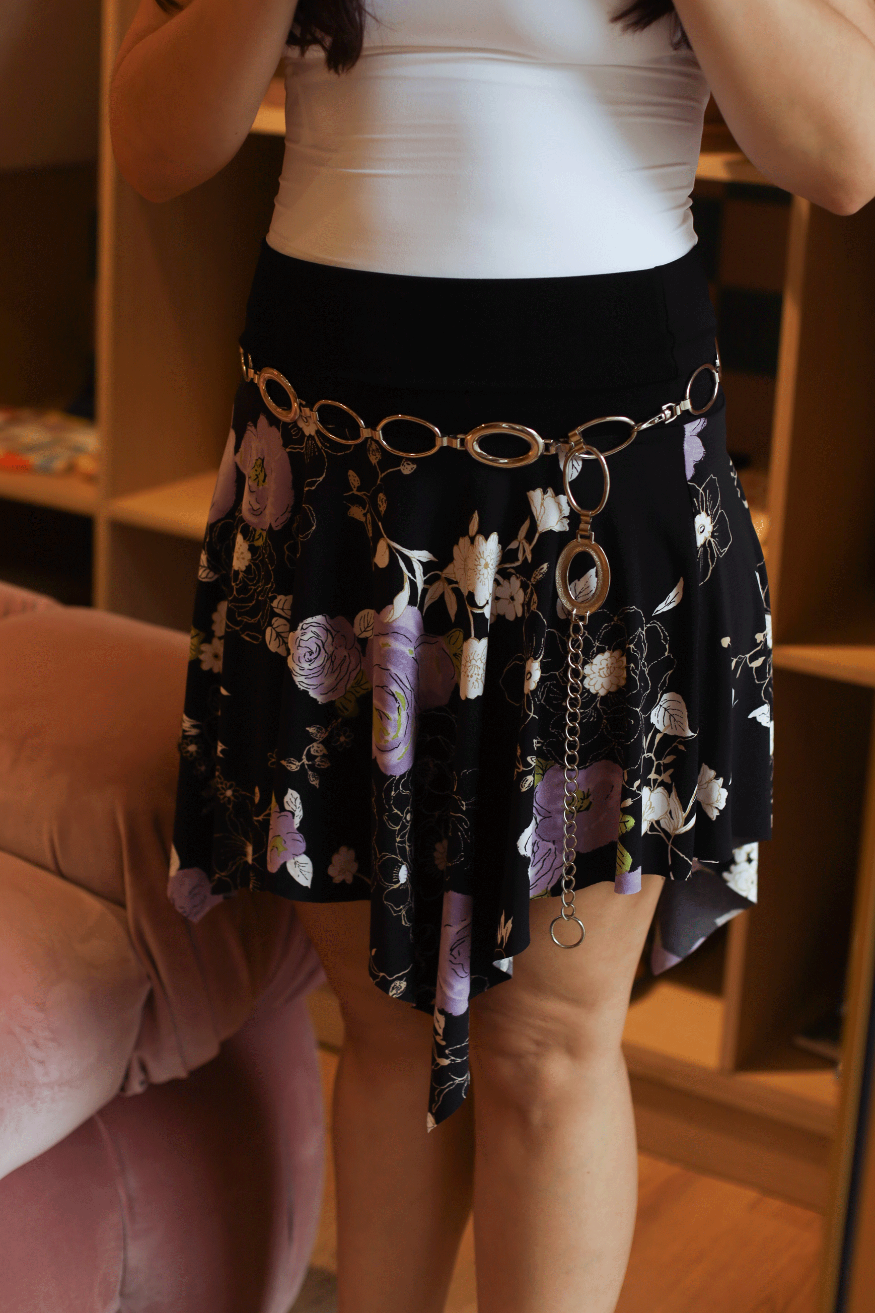 Falda corta capas